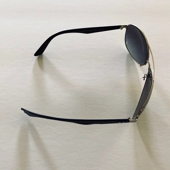 Ray-Ban Aviator Sunglasses - Picture 6 of 8